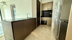 Slim Barracks Rise (D5), Condominium #637779351